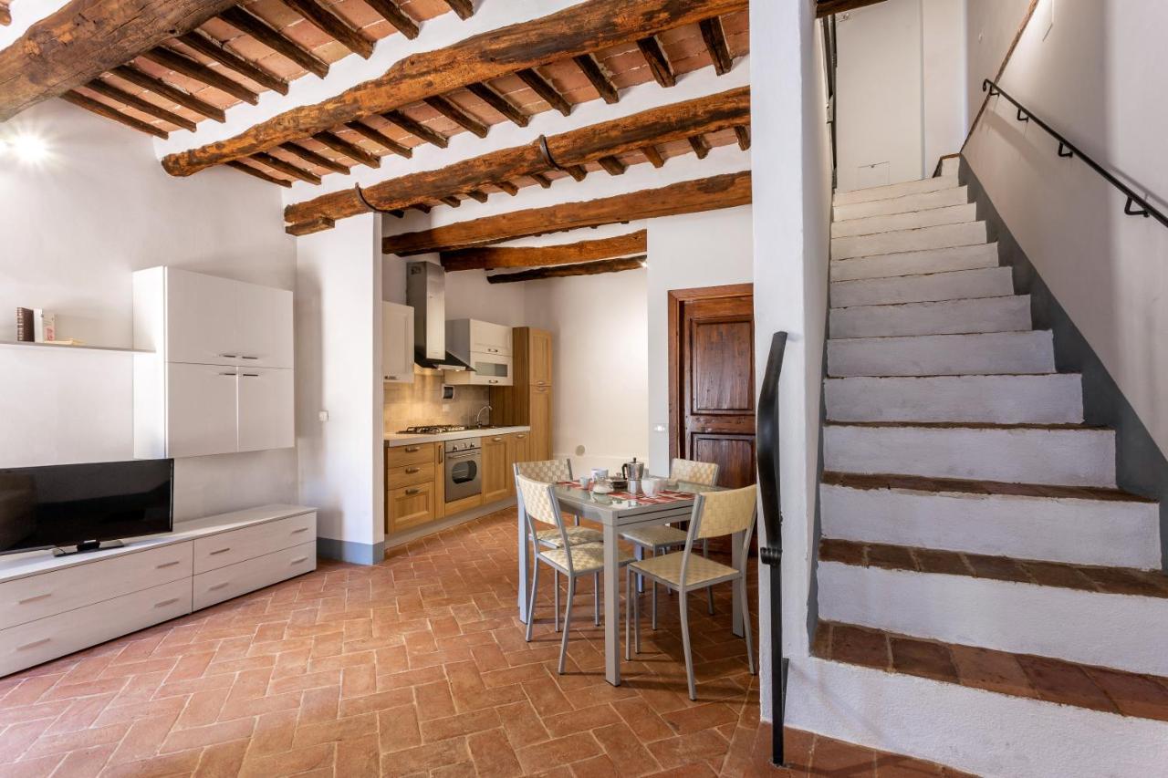 الشقق الفندقية سيينافي  Il Borgo Di Terrensano المظهر الخارجي الصورة