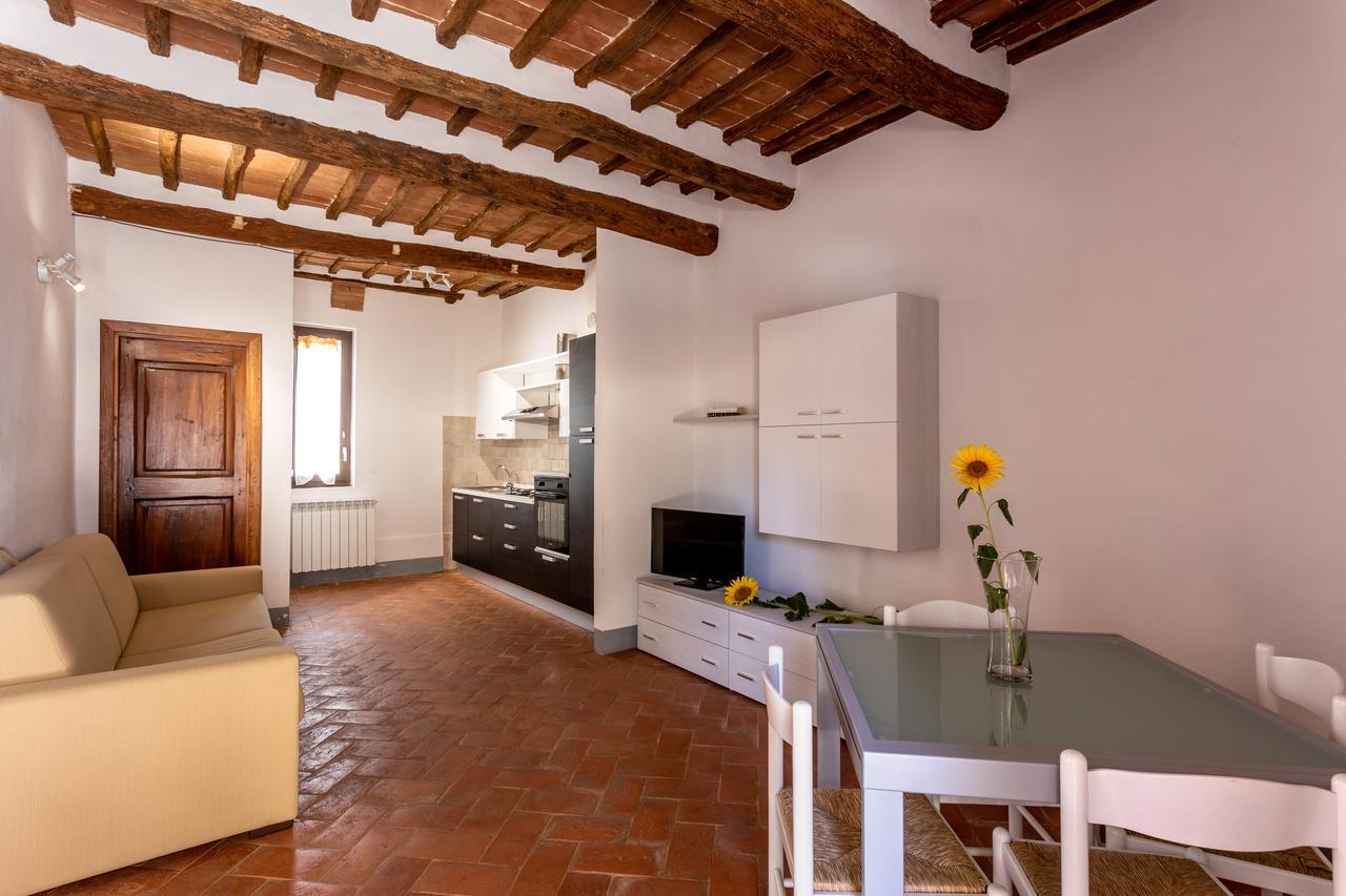 الشقق الفندقية سيينافي  Il Borgo Di Terrensano المظهر الخارجي الصورة