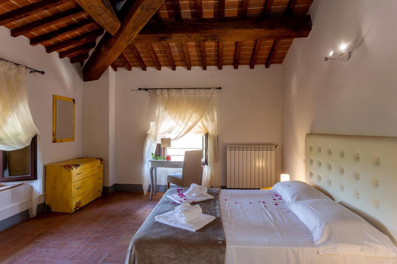 الشقق الفندقية سيينافي  Il Borgo Di Terrensano المظهر الخارجي الصورة